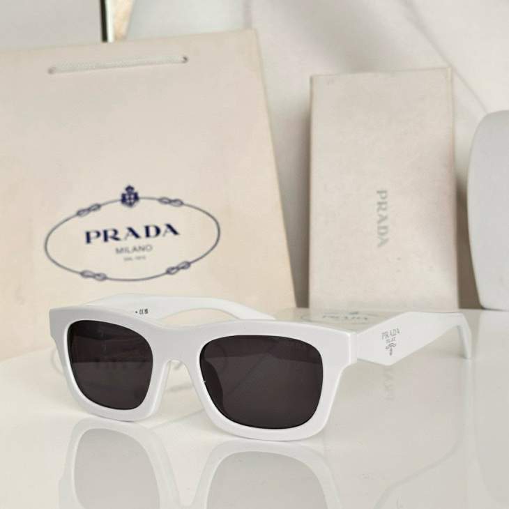 Picture of Prada Sunglasses _SKUfw79339400fw